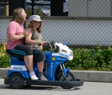 Die Polizei zu zweit unterwegs