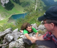 Steil geht's runter. Perfekt für ein gestelltes Bild.