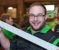 Die Werbekleber für's Auto dürfen nicht fehlen!