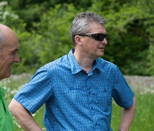 Kurt in Beobachtungsposition