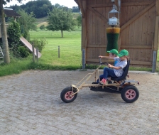 Das Dreirad ist ja riesig!