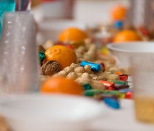 Nüssli und Schöggeli zur Genüge!