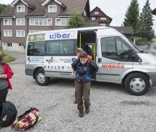 Der Bus musste zwei Fahrten machen für die grosse Schar