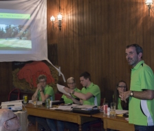 Benny stellt die Beachvolleyball-Anlage vor