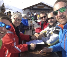 Die Pause mit allen Anwesenden