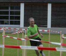Schwierig zu rennen auf dem engen Kurs