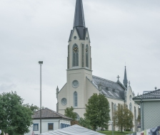 Grosse Kirche, kleines Startzelt