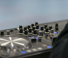 Der DJ spielte die passenden Songs