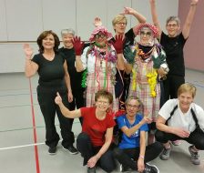 Da hat die Gruppe was zu lachen!